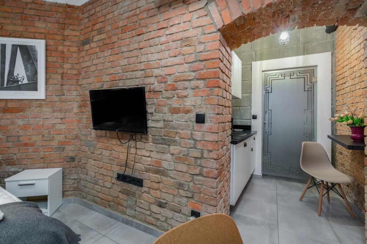 Underground Level Apartments Strzalowa By Renters Poznań Buitenkant foto