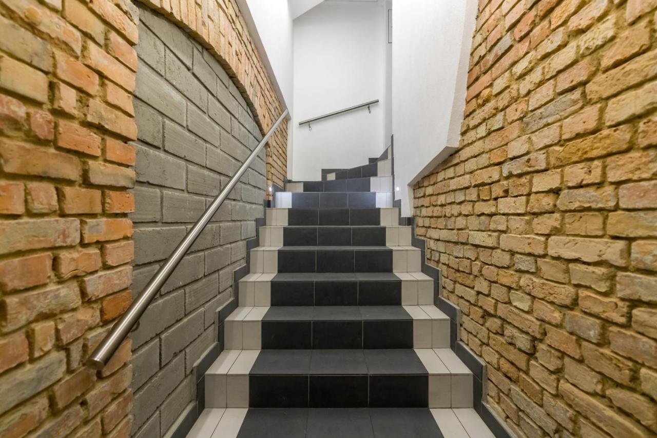 Underground Level Apartments Strzalowa By Renters Poznań Buitenkant foto